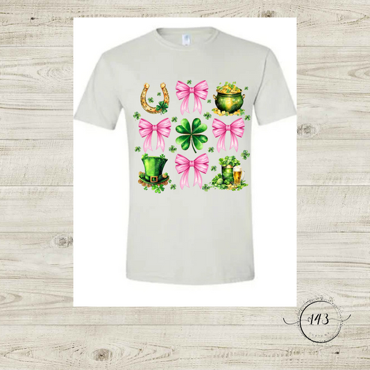 Horse shoe, bow and clover